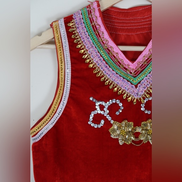 Embellished Festival Top🎠 - Picture 2 of 3